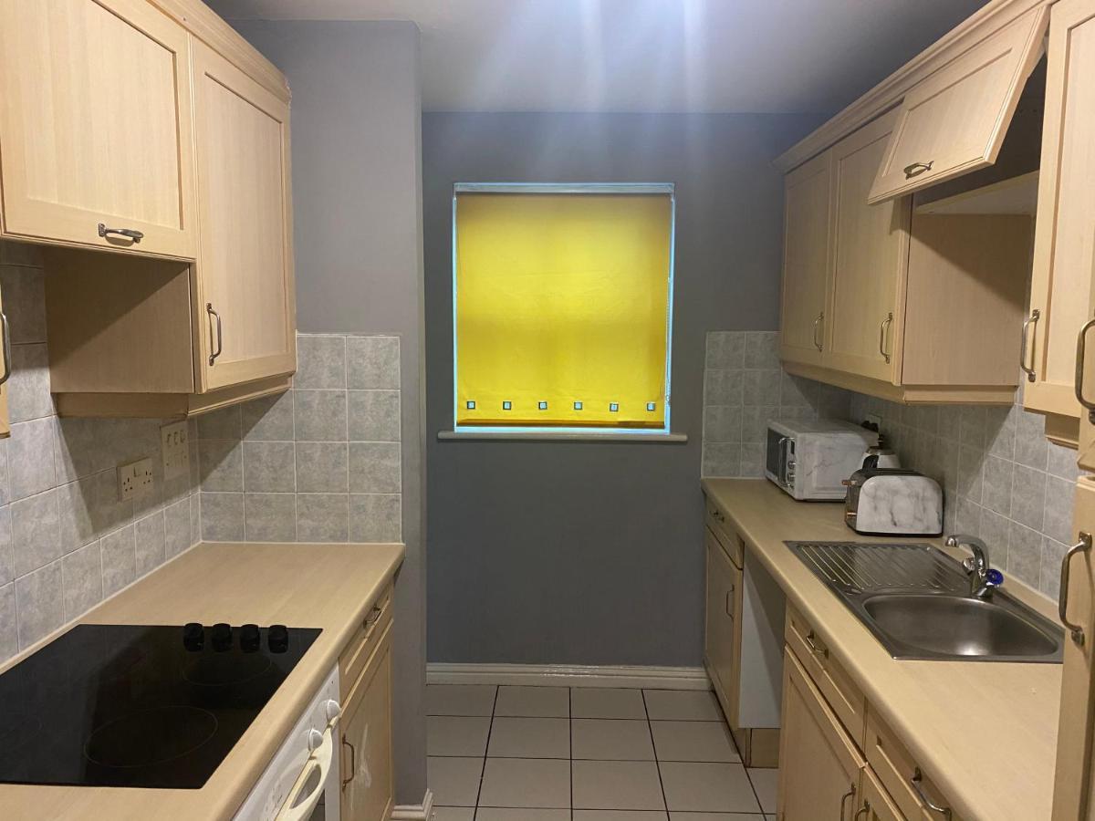 Bambz Apartment 3 Манчестер Экстерьер фото