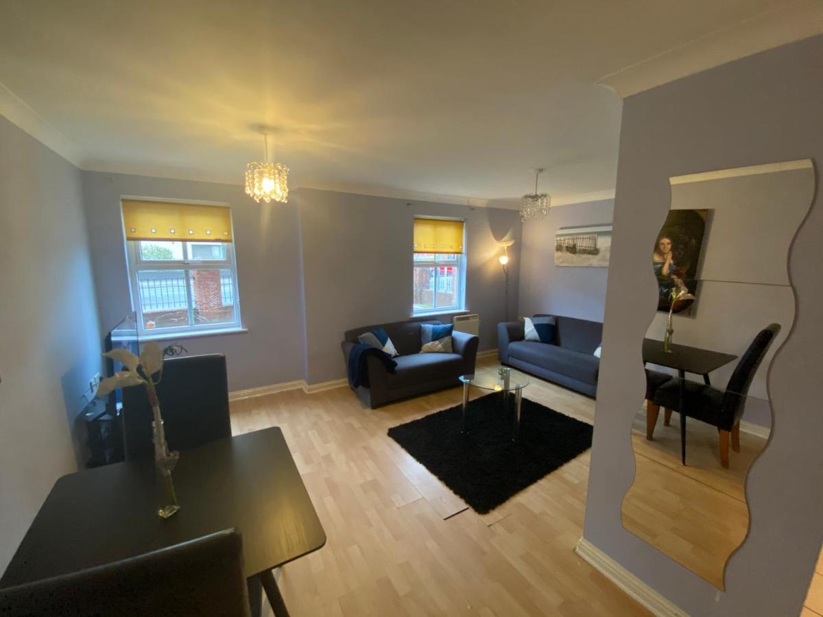 Bambz Apartment 3 Манчестер Экстерьер фото